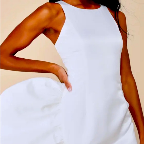 BRAND NEW! Ruffled Asymmetrical Midi Dress - Picture 4 of 4